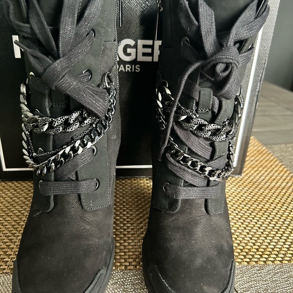 Karl Lagerfeld Paris - Style Victoria Black Heel Boots - Picture 3 of 6